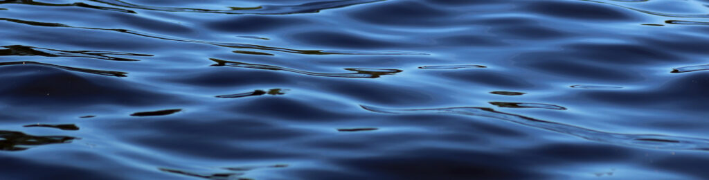 water01_2560x650