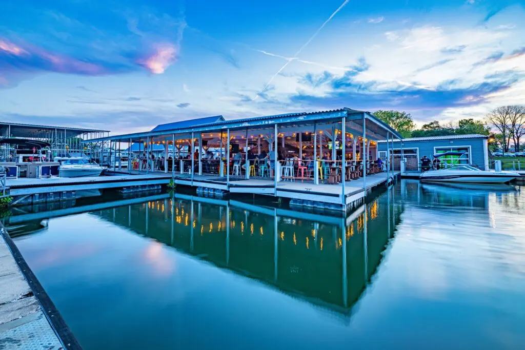 southern marina restaurant